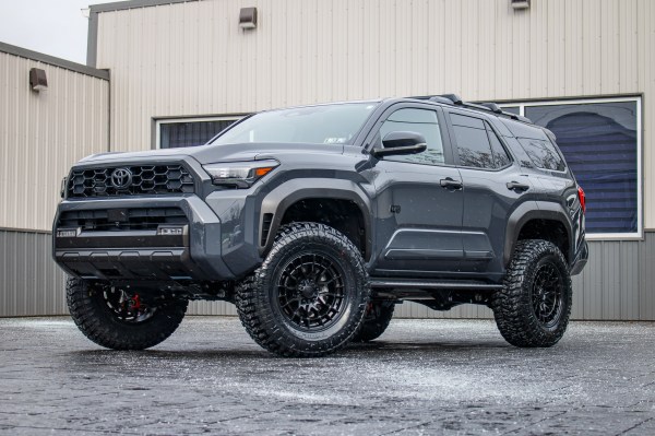 2025 Toyota 4Runner with a 3" ReadyLift suspension kit, 18x9 Fuel Revolt wheels, and 35" Avix Trailtek R/T tires.