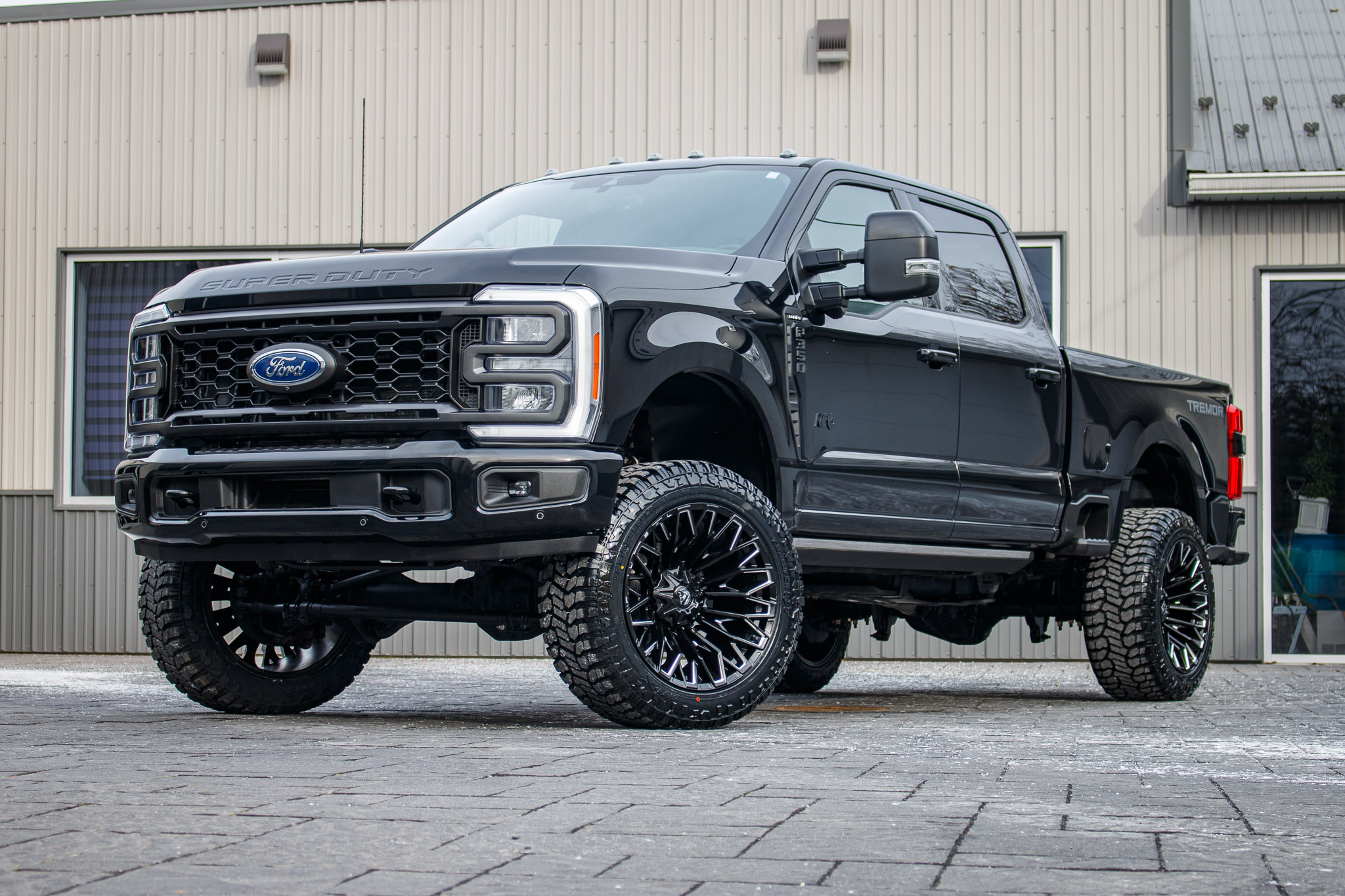 2023 Ford F-350 Super Duty Lariat #PEC41224