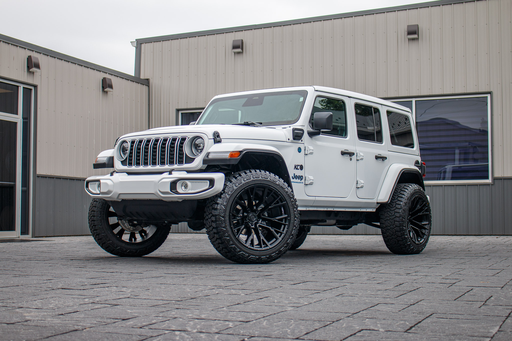2025 Jeep Wrangler Sahara 4xe #SW600060