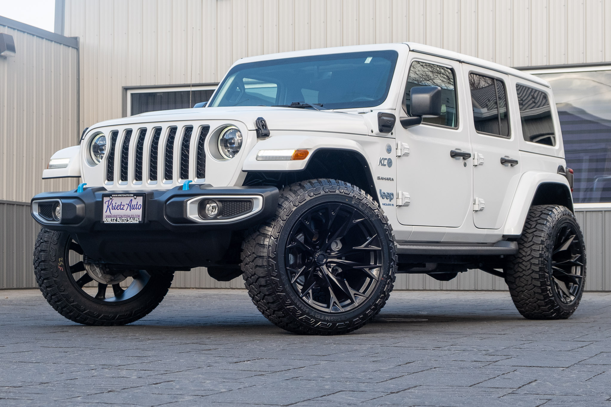 2023 Jeep Wrangler Sahara 4XE #PW525036