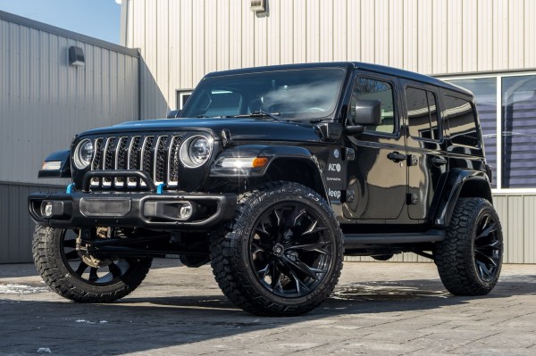 2023 Jeep Wrangler Sahara 4XE with a 2.5" Rough Country lift kit, 22x12 Fuel Flame wheels, and 35" Fury Country Hunter R/T tires.