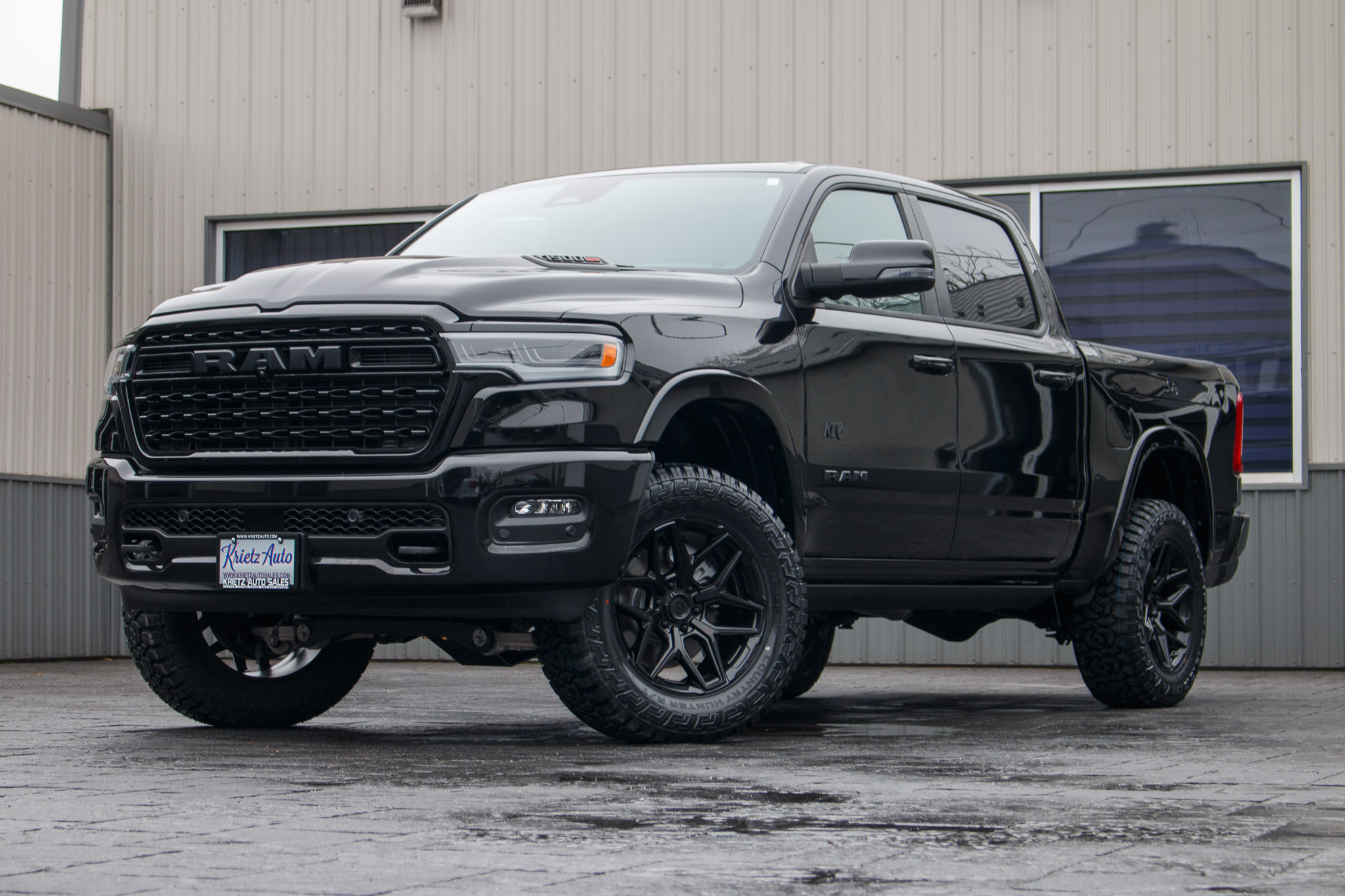 2025 Ram 1500 Limited #SN687073