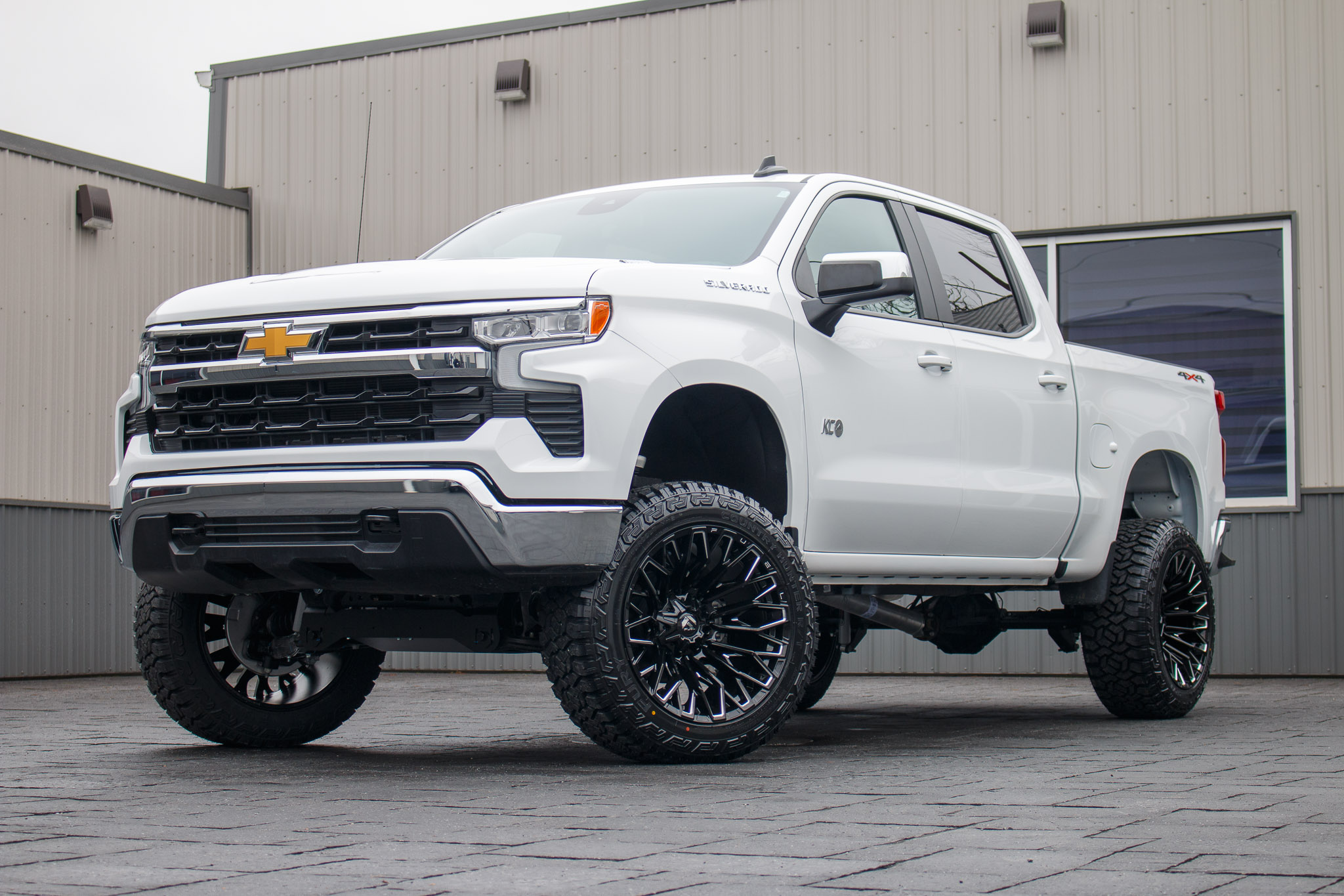 2025 Chevrolet Silverado 1500 LT #SG357363