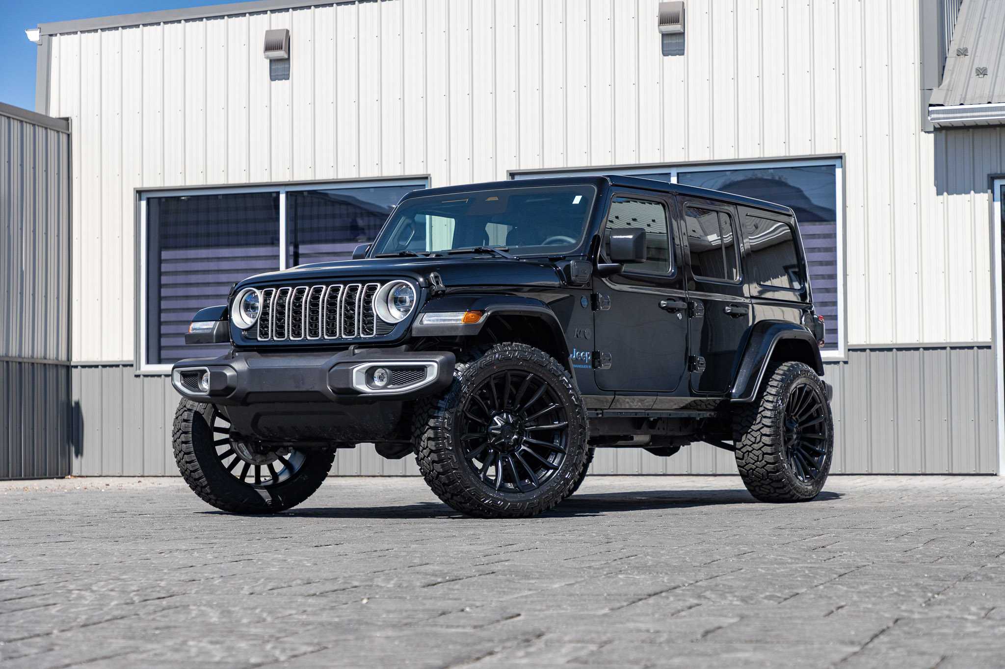 2025 Jeep Wrangler Sahara 4XE #SW599495