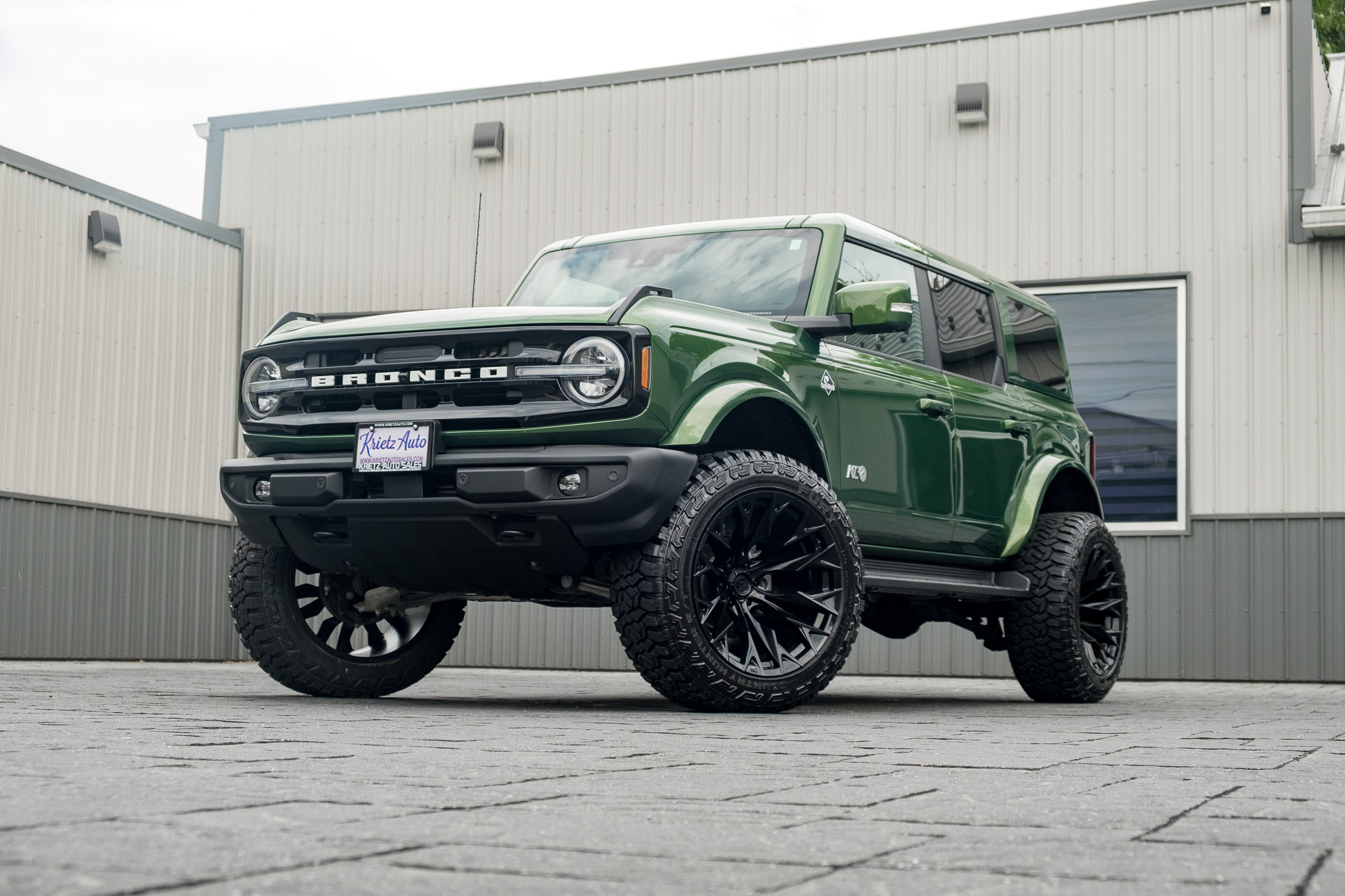 2025 Ford Bronco Outer Banks #SLB17341