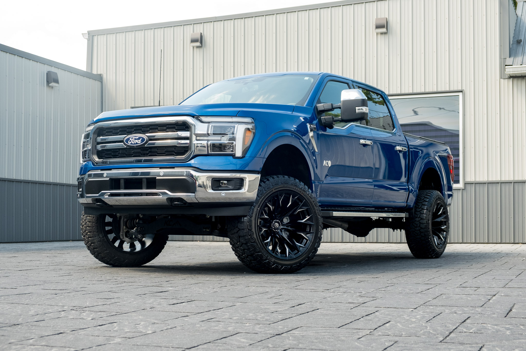 2025 Ford F-150 Lariat #SKD06158