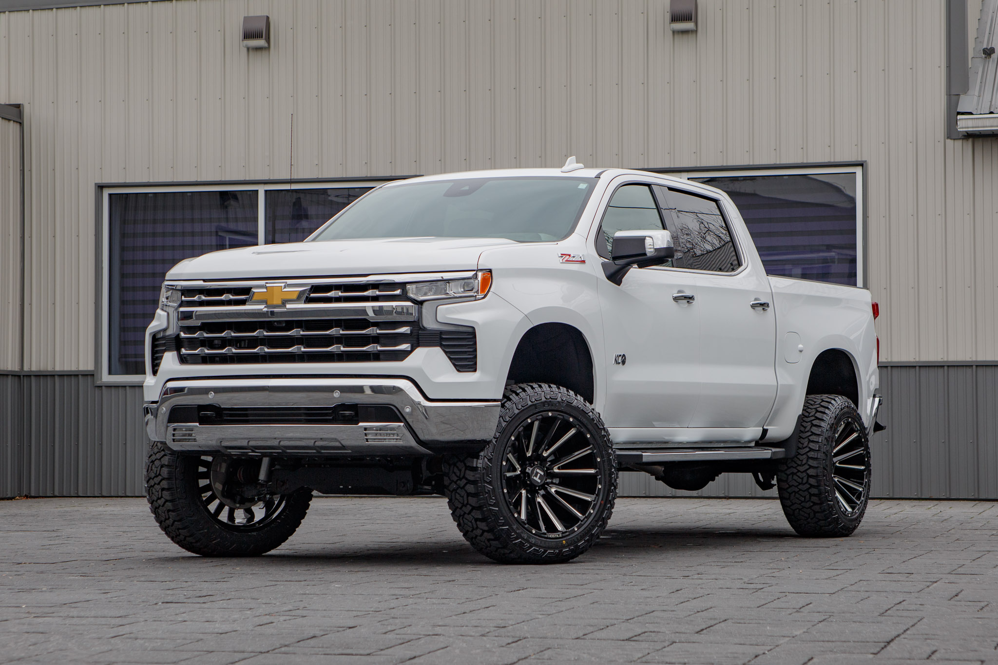 2025 Chevrolet Silverado 1500 LTZ #S1140732