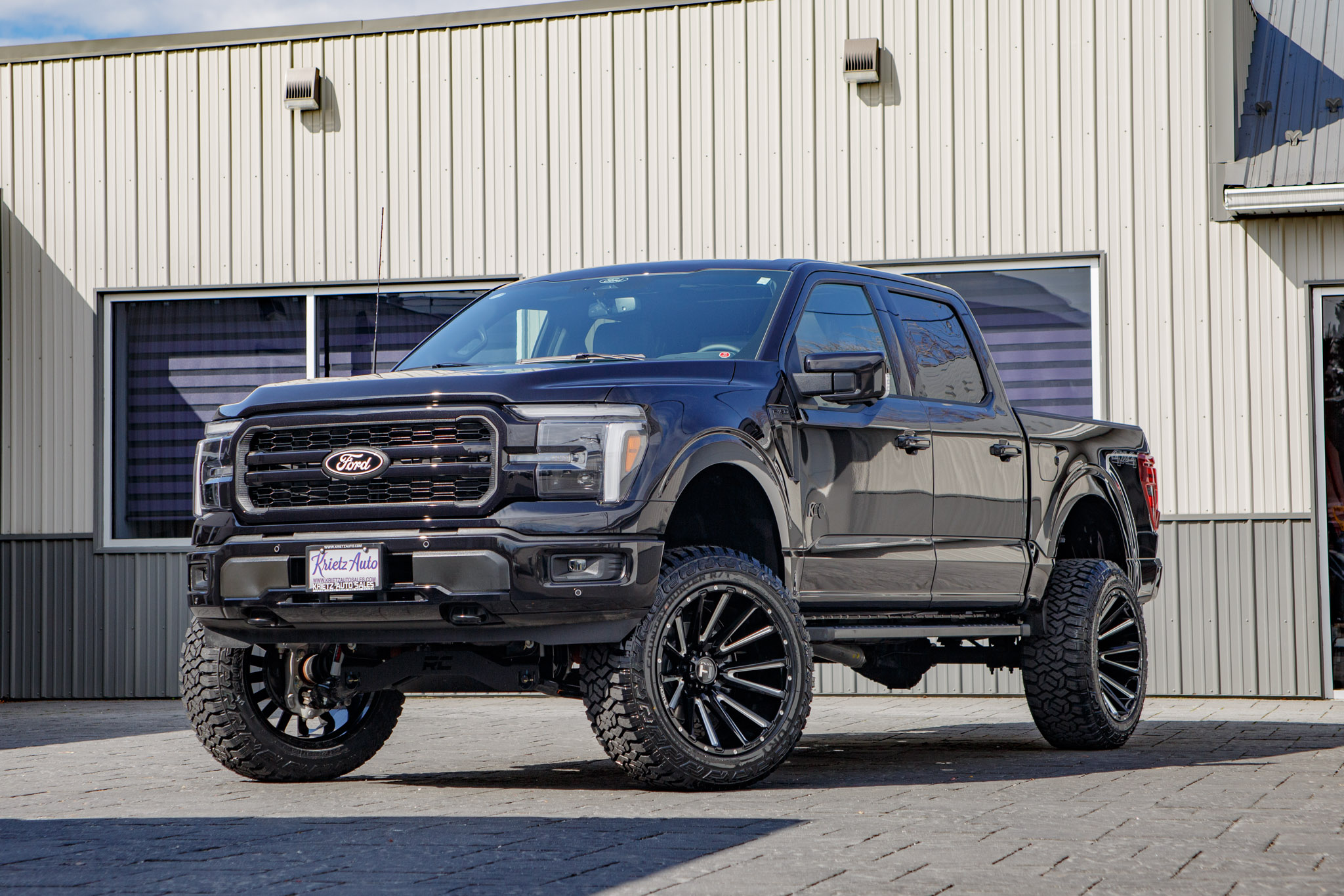 2025 Ford F-150 Lariat #SKF51123