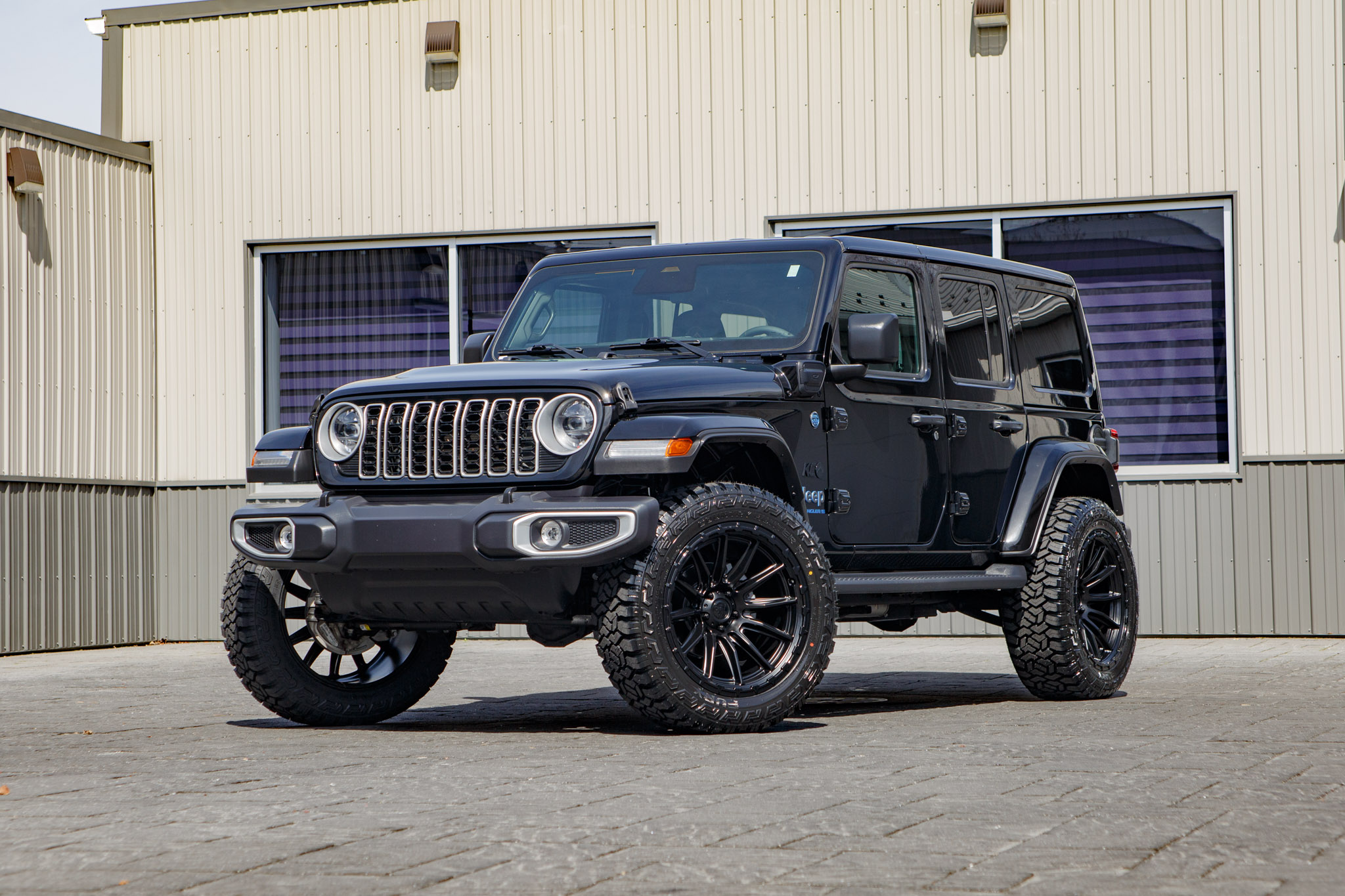 2025 Jeep Wrangler Sahara 4XE #SW601454