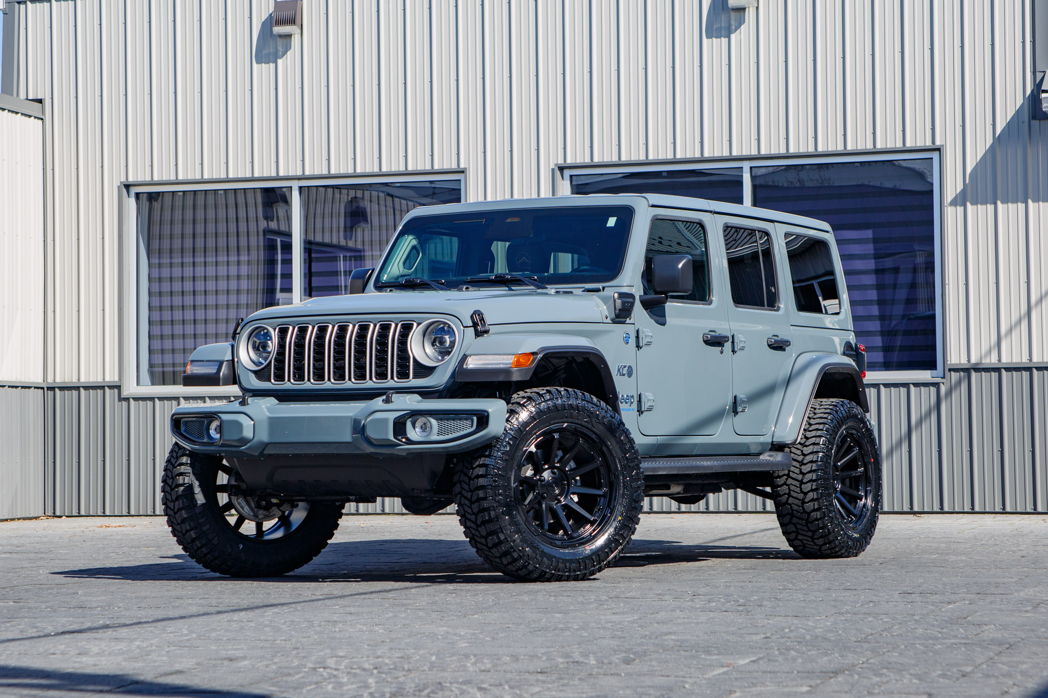 2025 Jeep Wrangler Sahara 4XE #SW601531