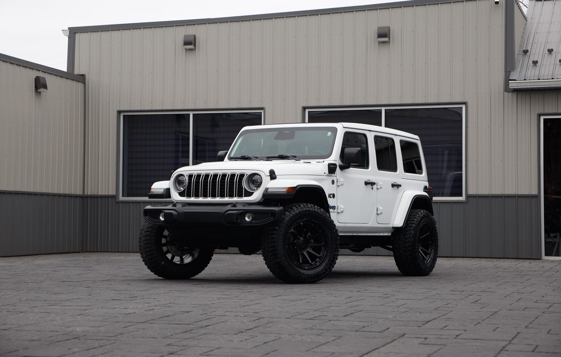 2025 Jeep Wrangler Sahara 4XE #SW579089