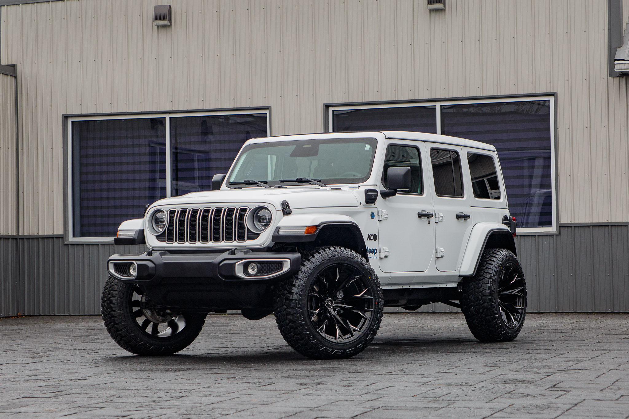 2025 Jeep Wrangler Sahara 4XE #SW600205