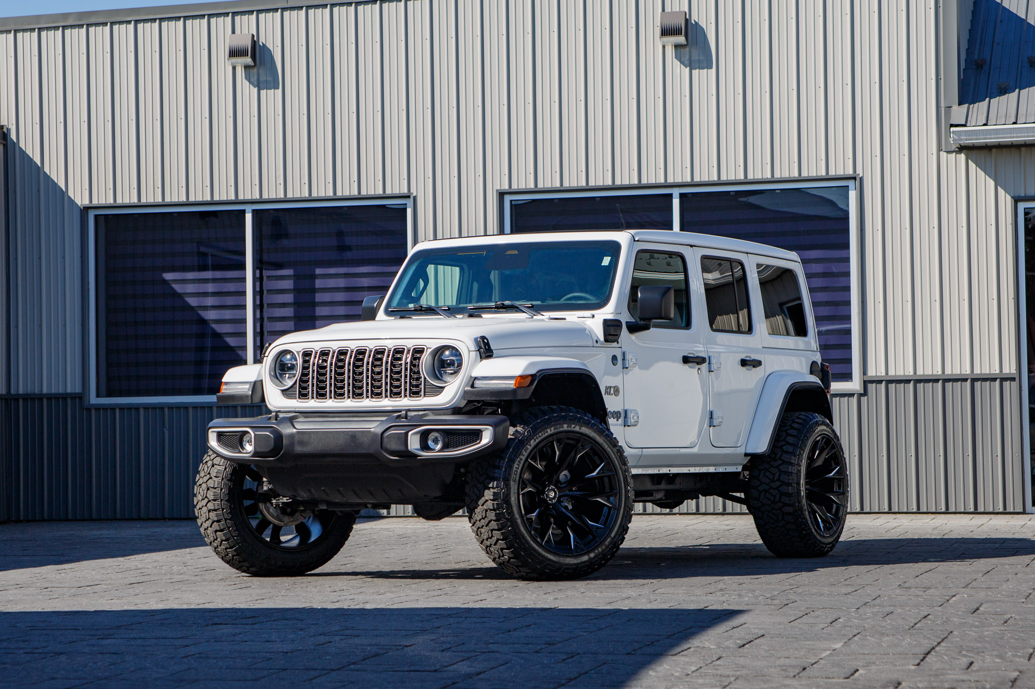 2025 Jeep Wrangler Sahara 4XE #SW600113