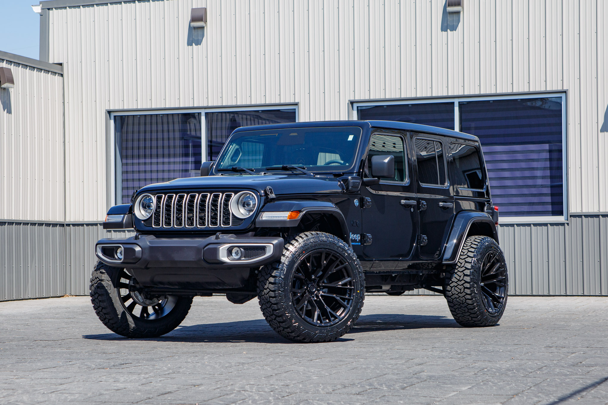 2025 Jeep Wrangler Sahara 4XE #SW600220