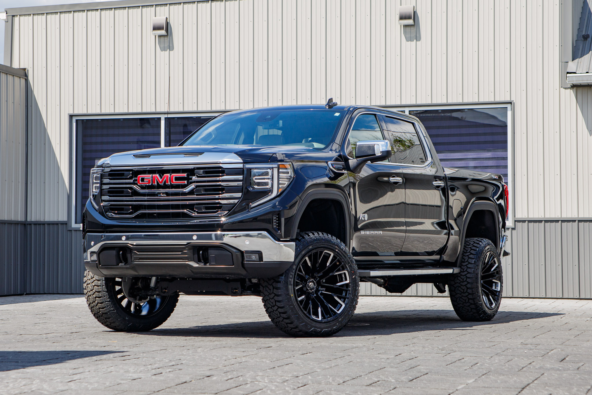 2026 GMC Sierra 1500 SLT #TG210785