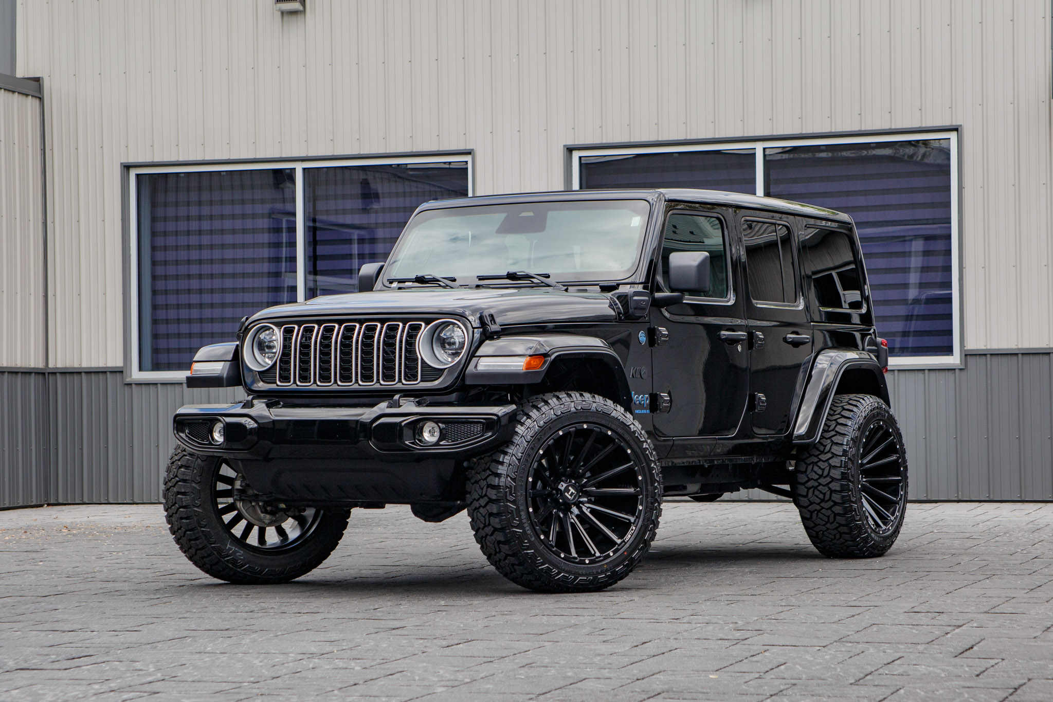 2025 Jeep Wrangler Sahara 4XE #SW600159