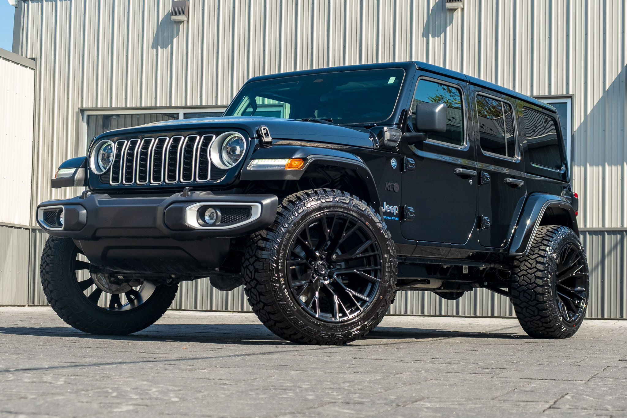 2025 Jeep Wrangler Sahara 4XE #SW599262