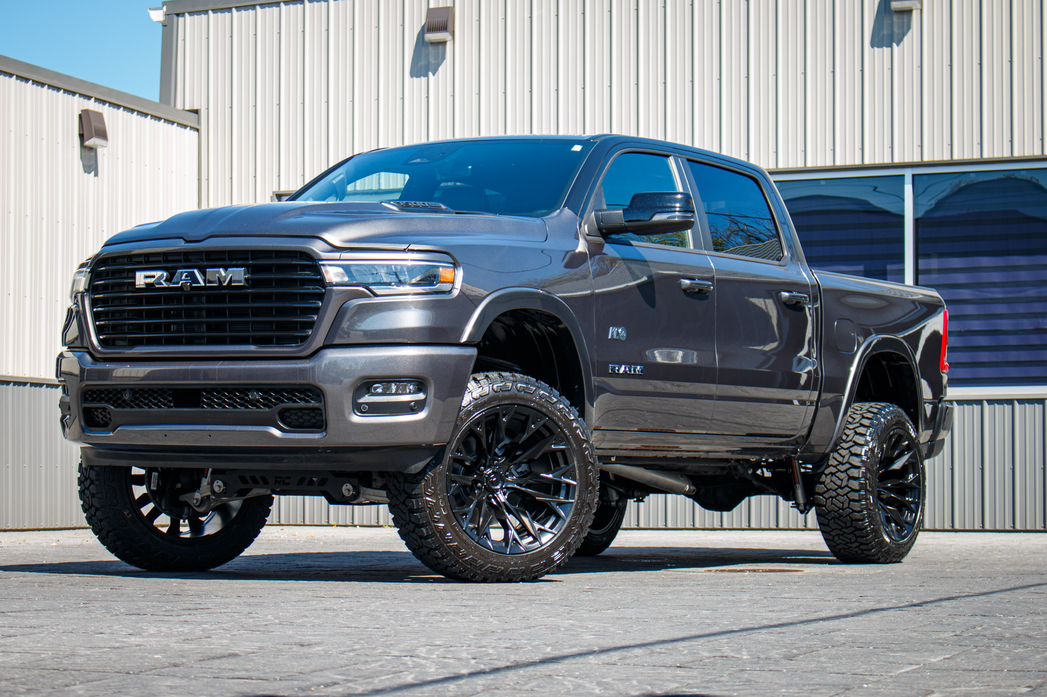 2025 Ram 1500 Laramie #SN684184