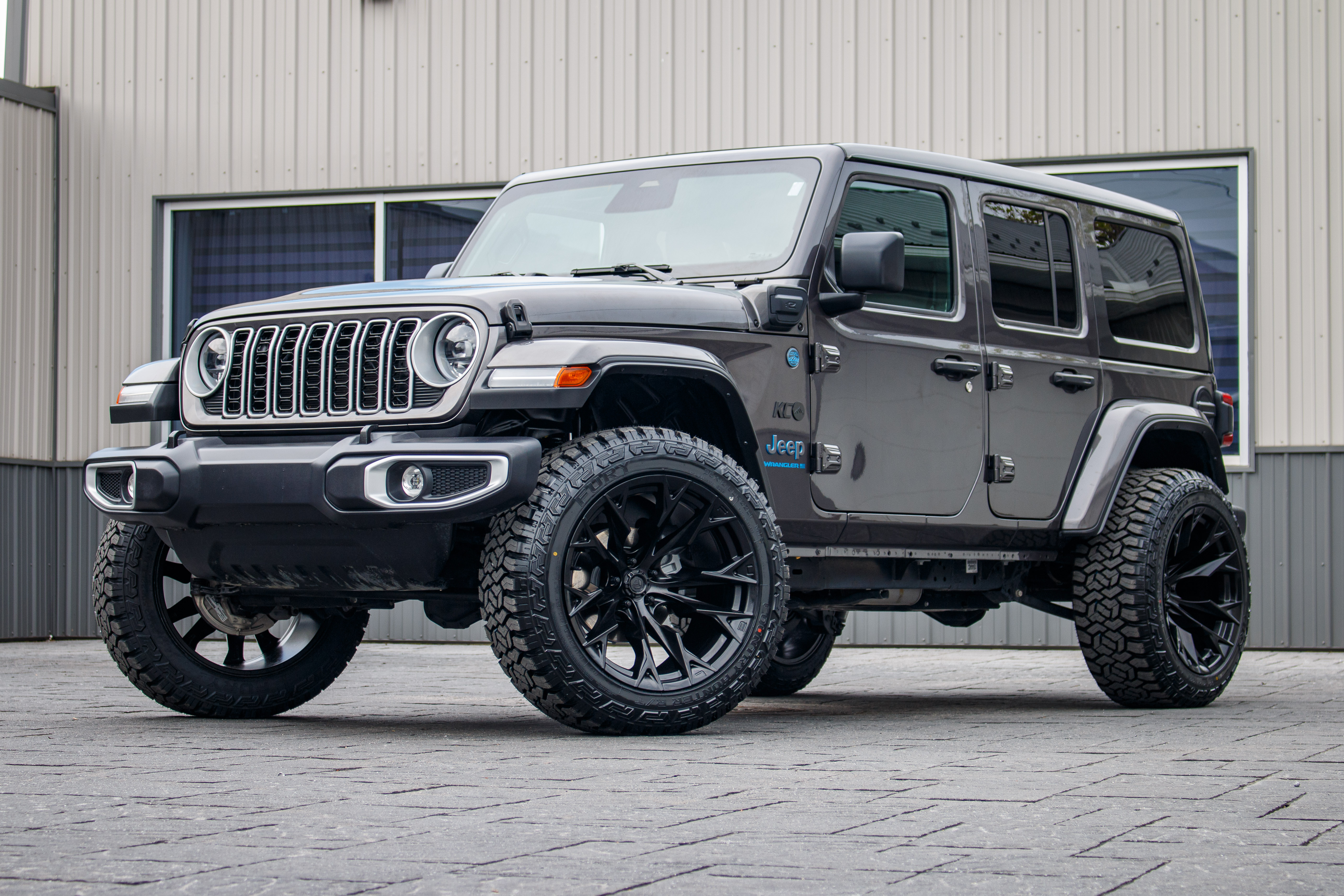 2025 Jeep Wrangler Sahara 4XE #SW579114
