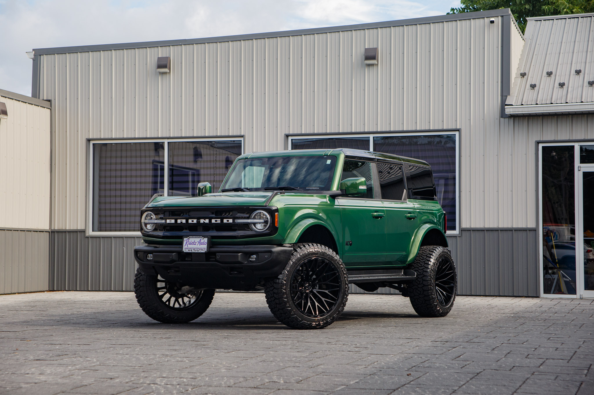 2025 Ford Bronco Outer Banks #SLB27690