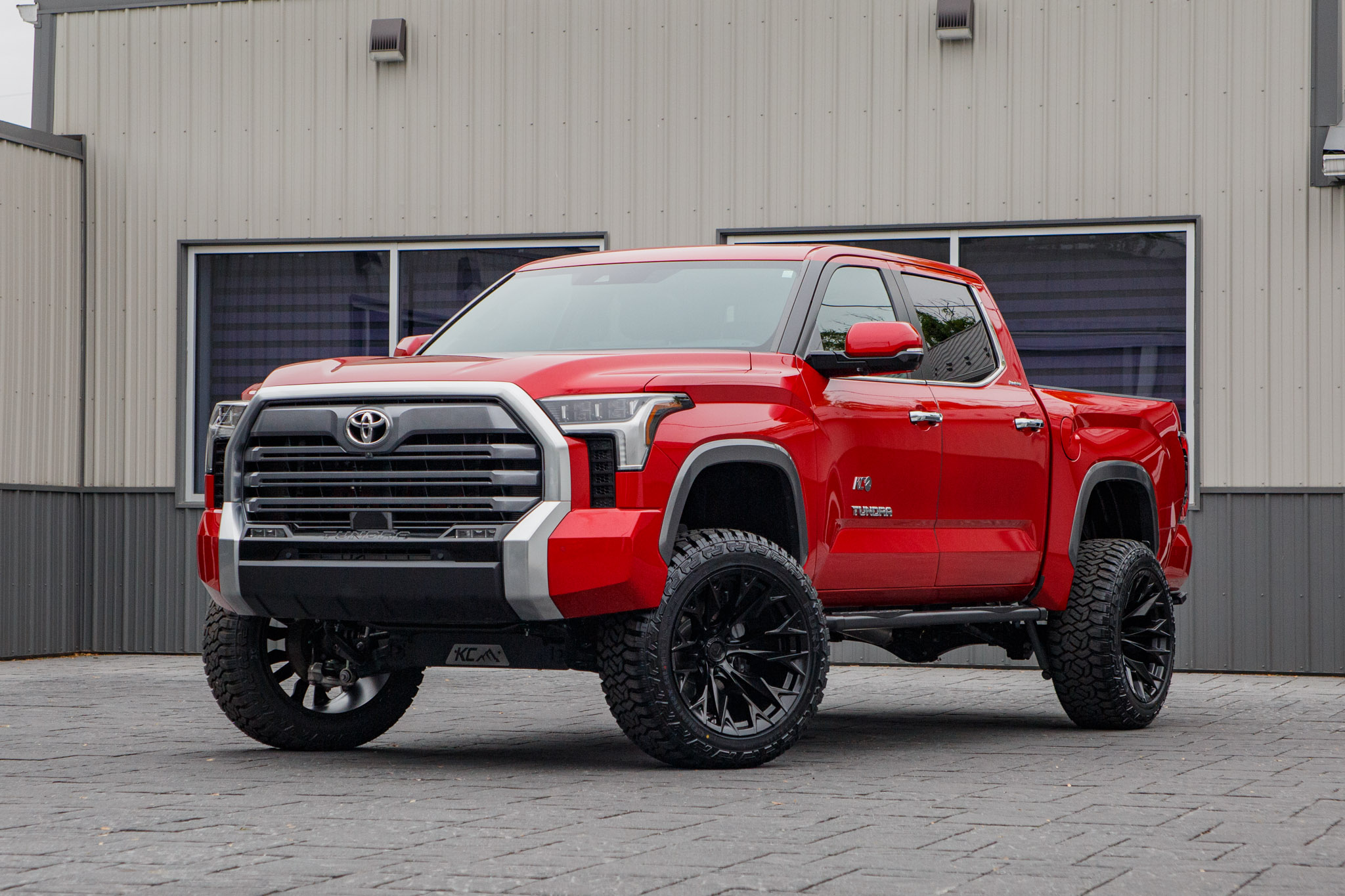 2025 Toyota Tundra Limited #SX271873