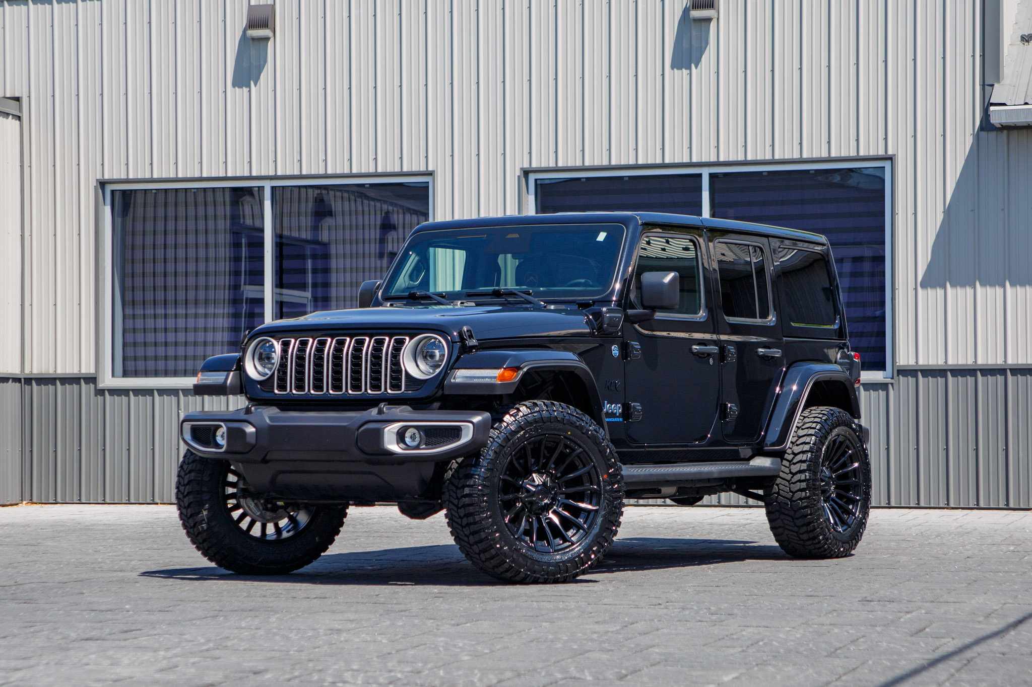 2025 Jeep Wrangler Sahara 4XE #SW601248