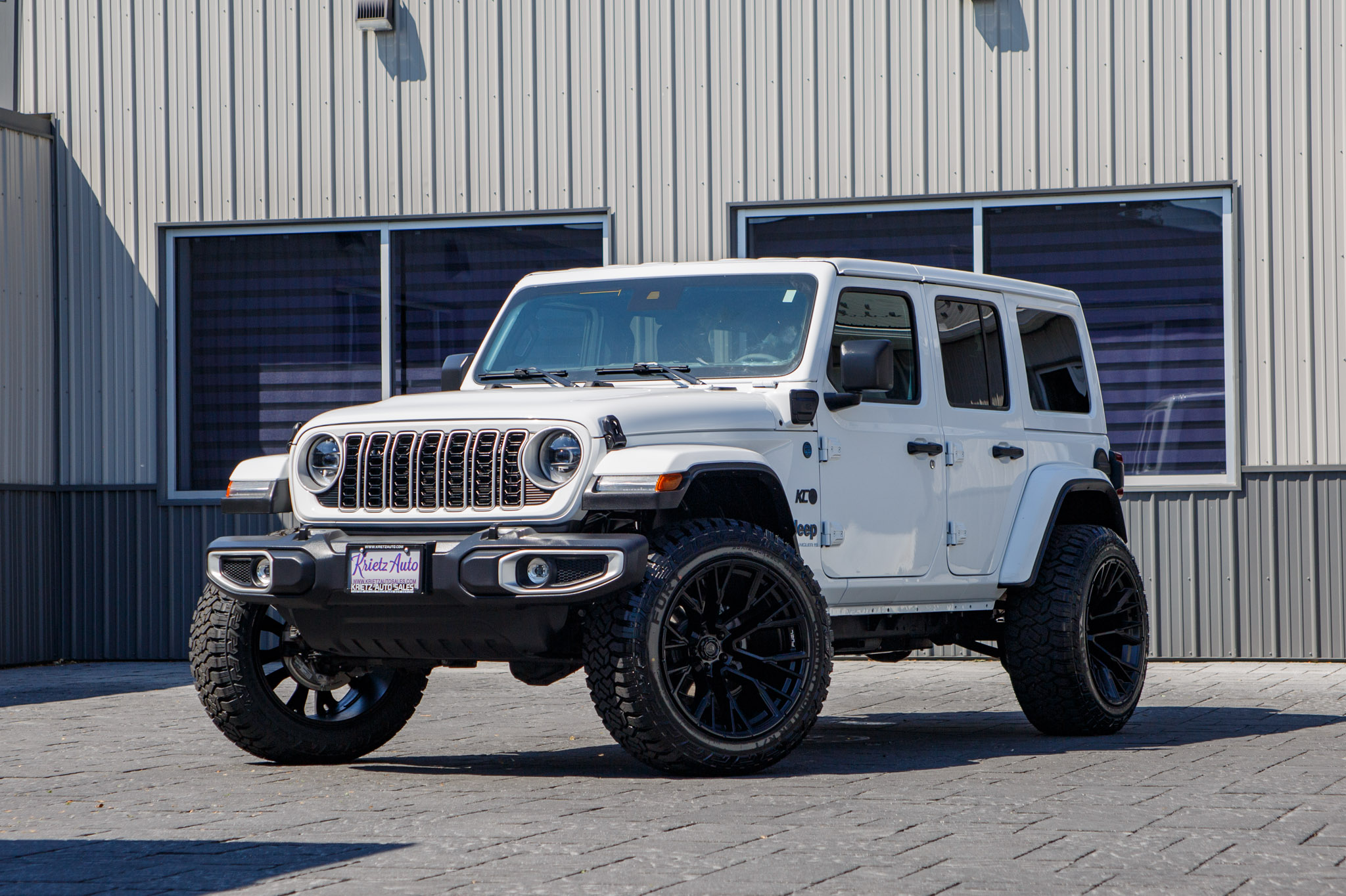 2025 Jeep Wrangler Sahara 4XE #SW568071