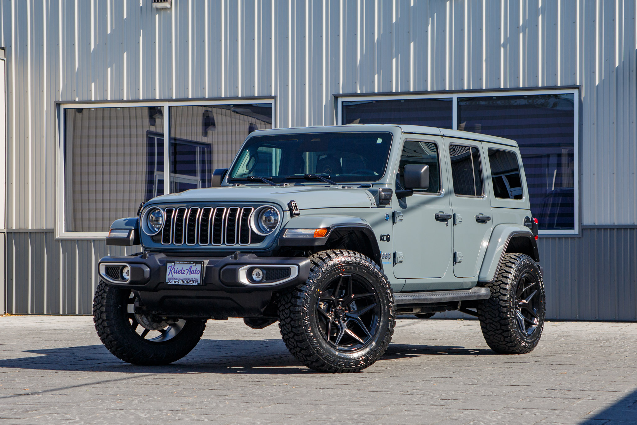 2025 Jeep Wrangler Sahara 4XE #SW584002