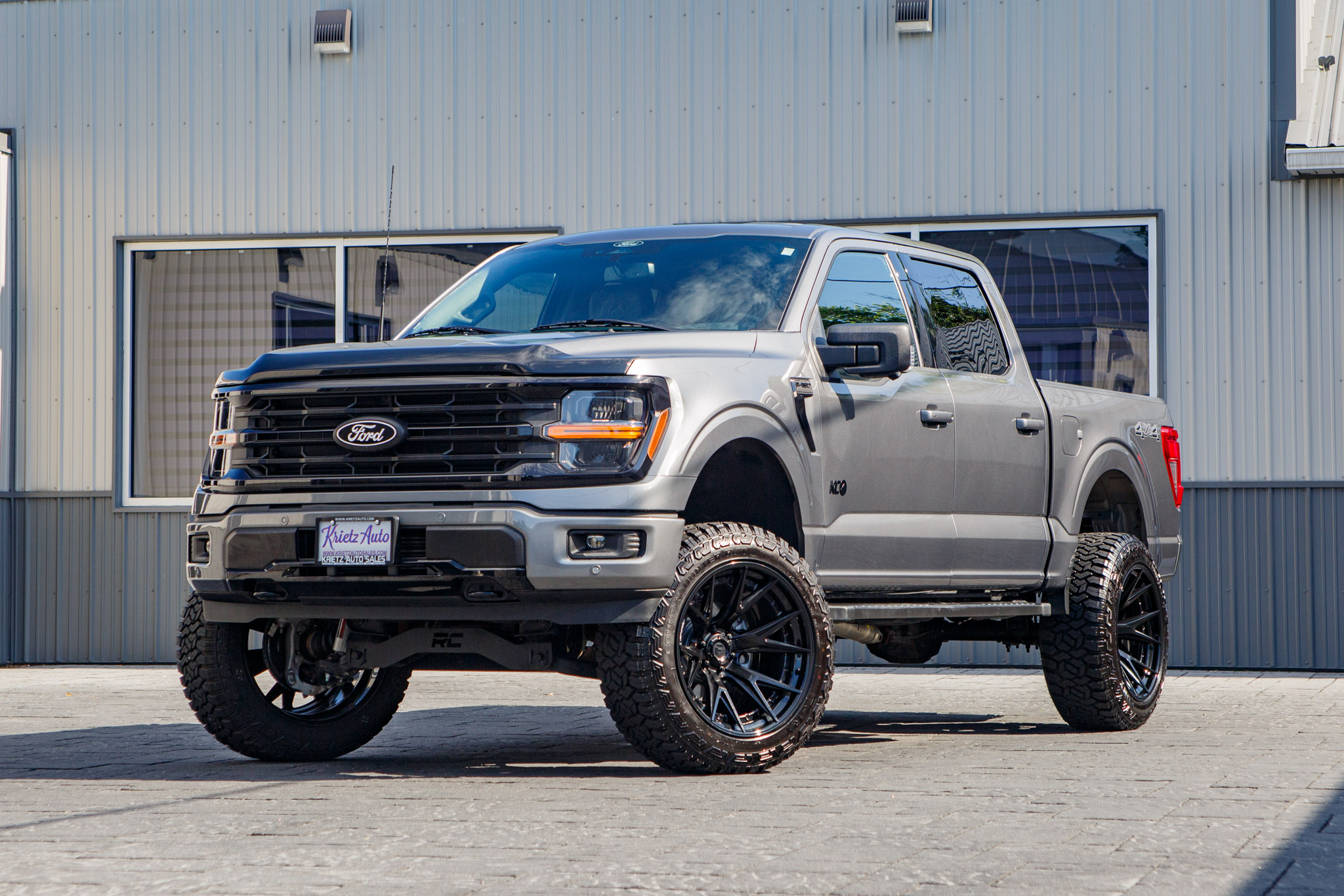 2025 Ford F-150 XLT #SFA07198