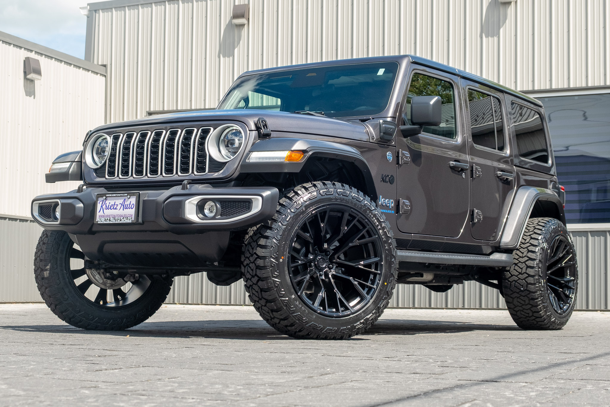 2025 Jeep Wrangler Sahara 4XE #SW583693