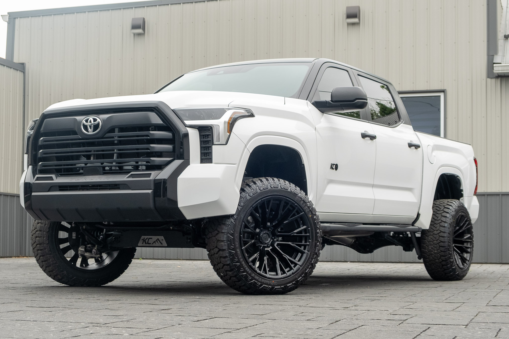 2025 Toyota Tundra SR5 #SX330036