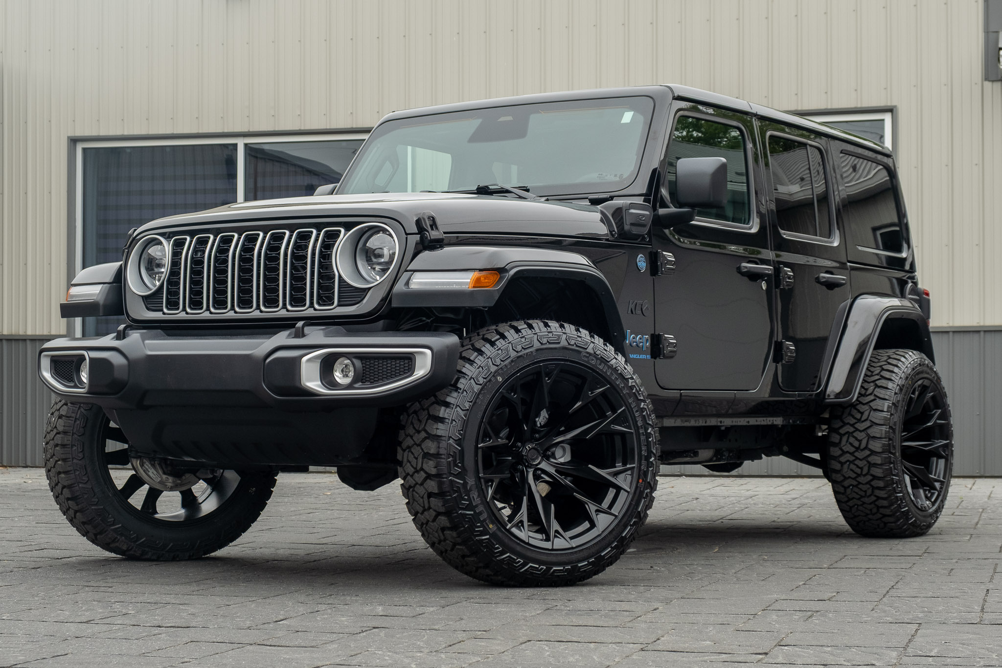 2025 Jeep Wrangler Sahara 4XE #SW599309