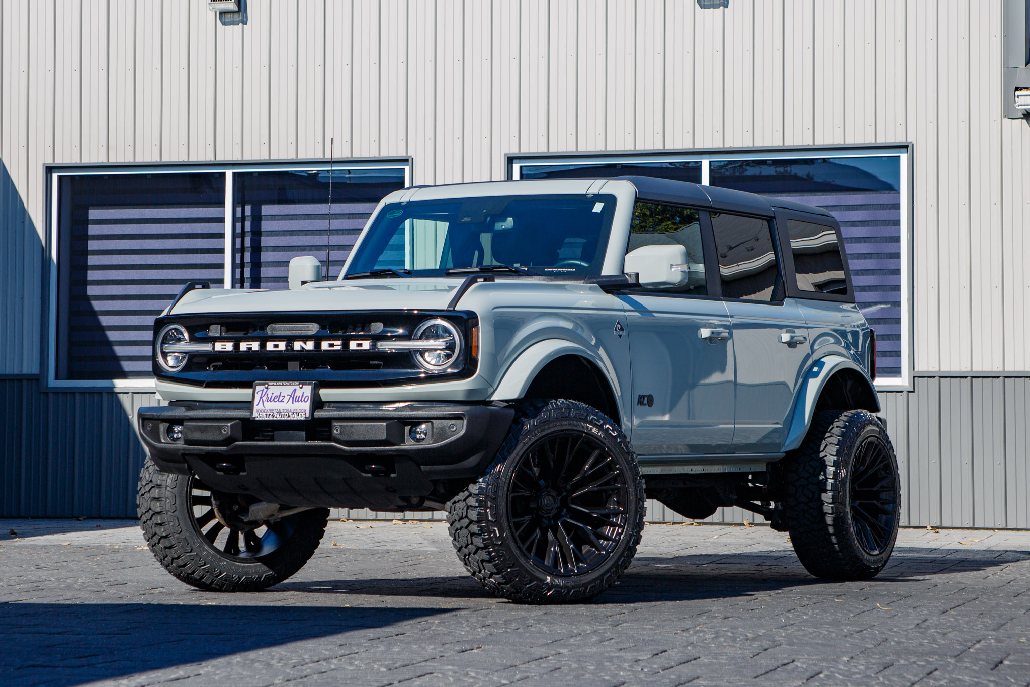 2023 Ford Bronco #PLB95305